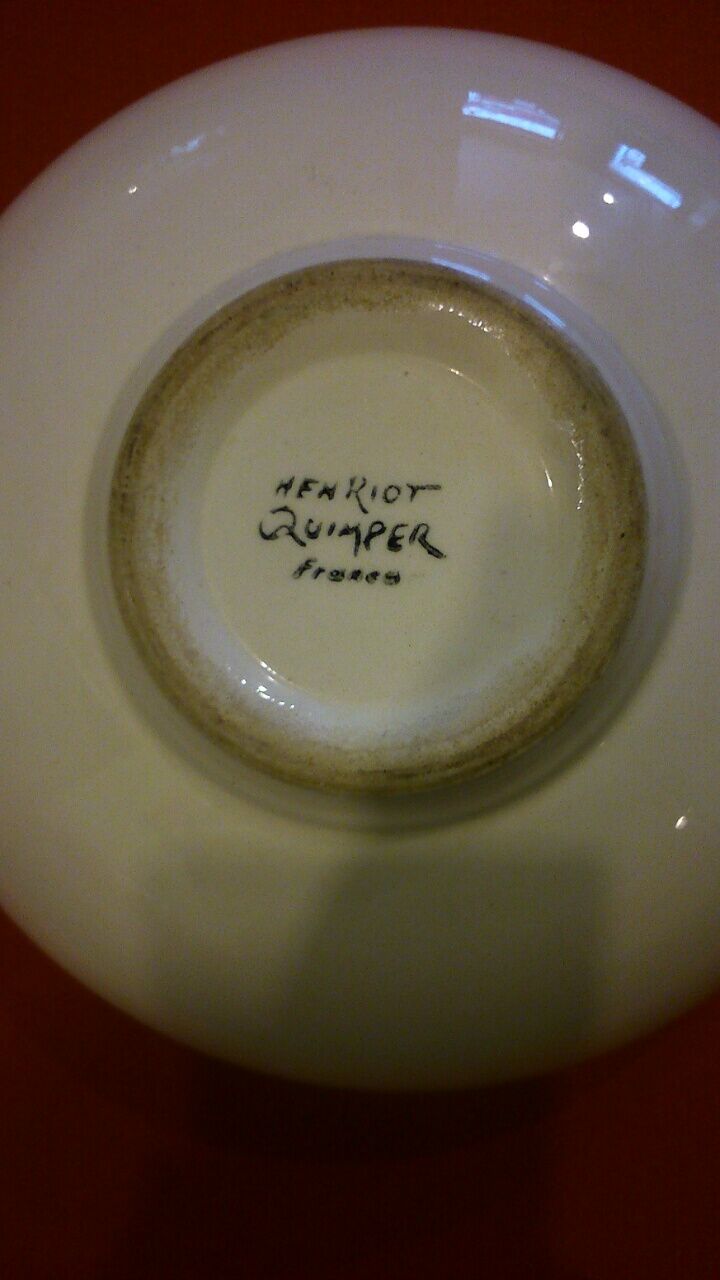 Henriot Quimper faience Bowl