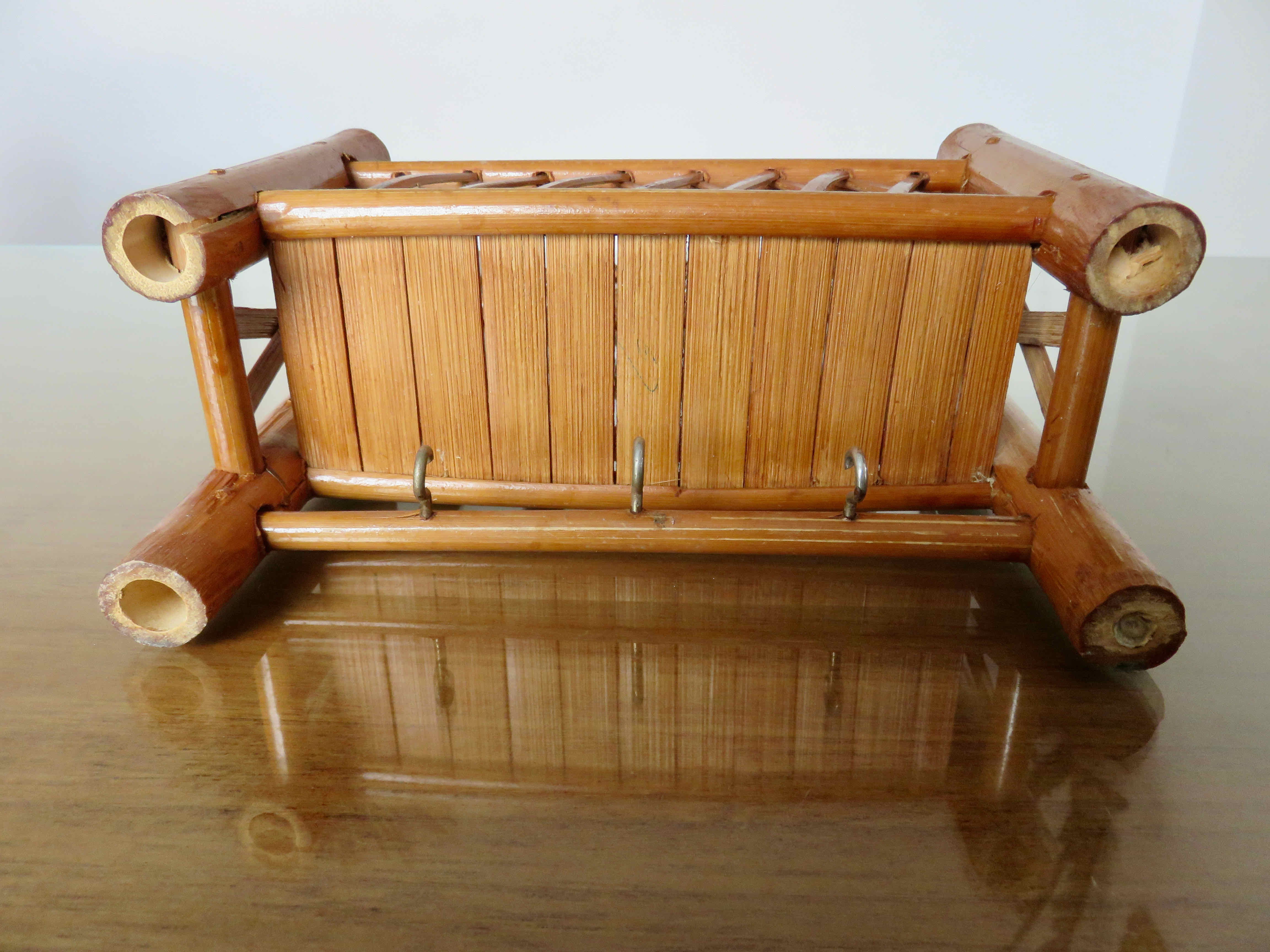 Wall mail rack in bamboo 60s 70s