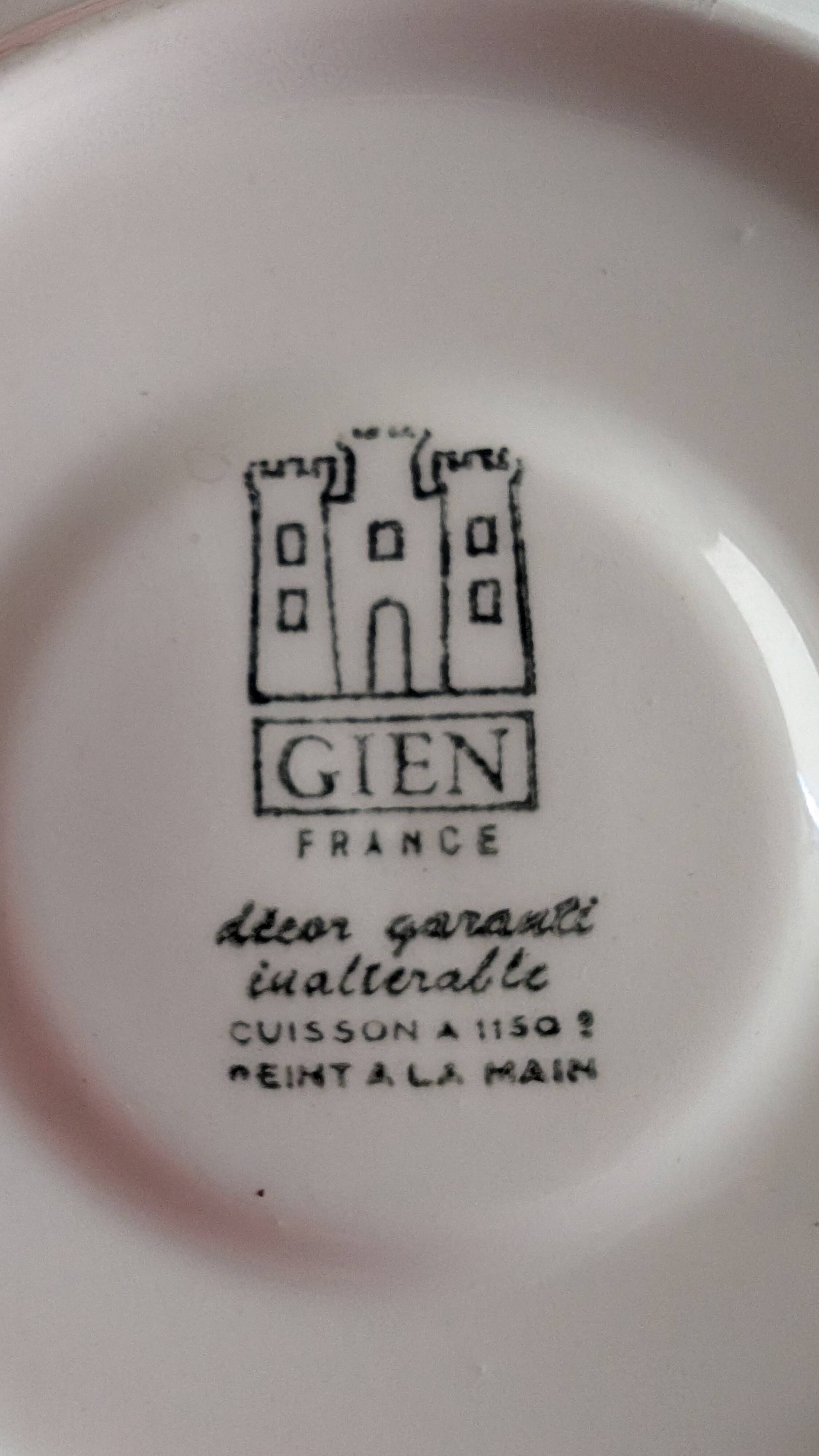 A vintage dessert plate porcelain Gien