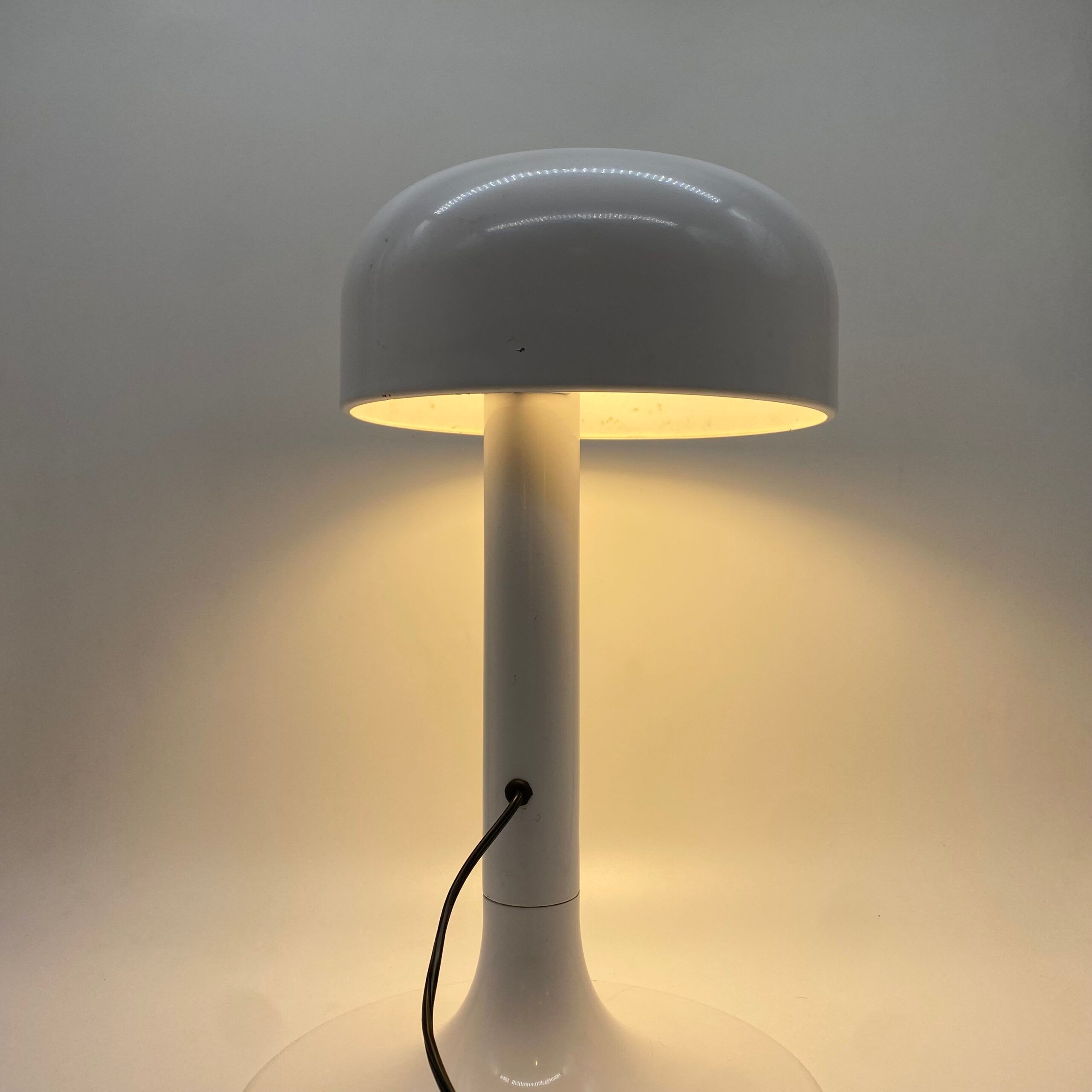 "Studio" lamp model 3105 – Carlo Viligiardi for Stilnovo, 1972