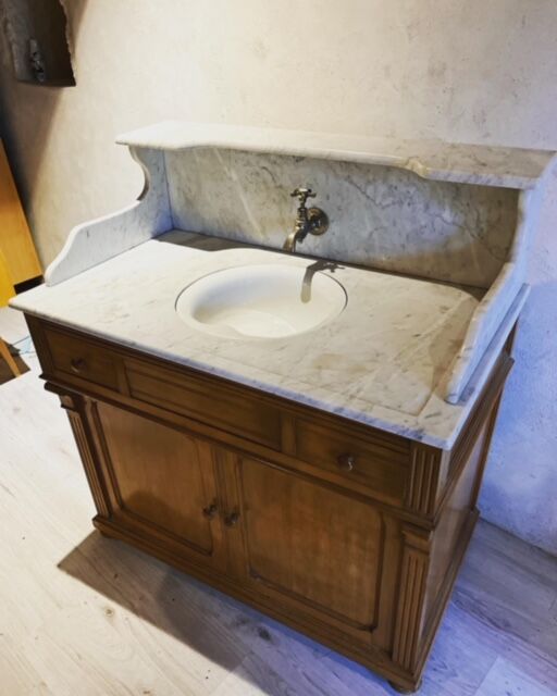 Bathroom cabinet with swivel sink 1930/40
