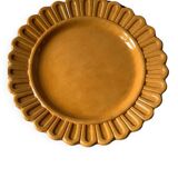 Large “Sun” dish in the shape of a flower