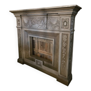 Très importante cheminée