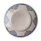 Plat ancien porcelaine Moulins des loups