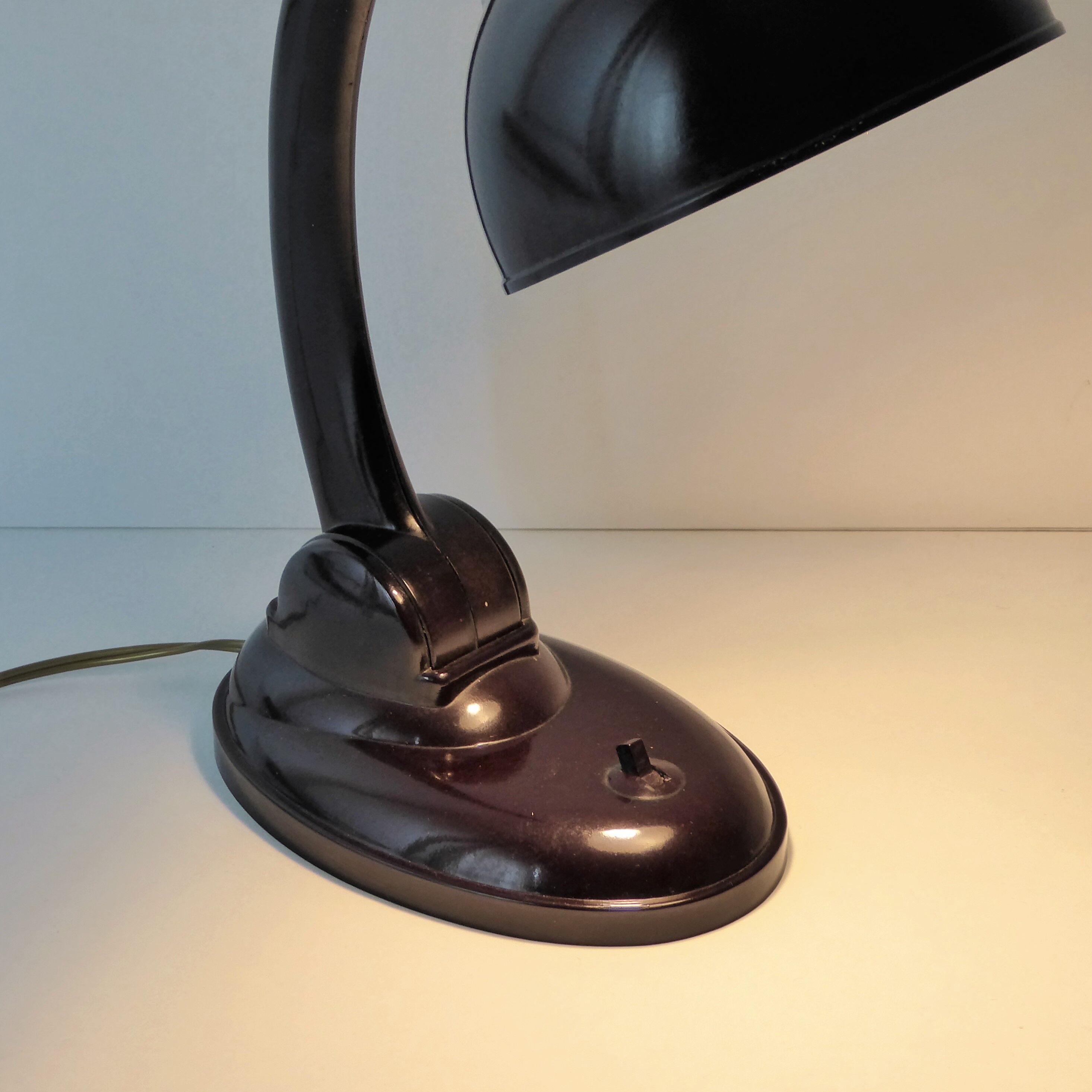 Eric Kirkham Cole 1930s bakelite lamp