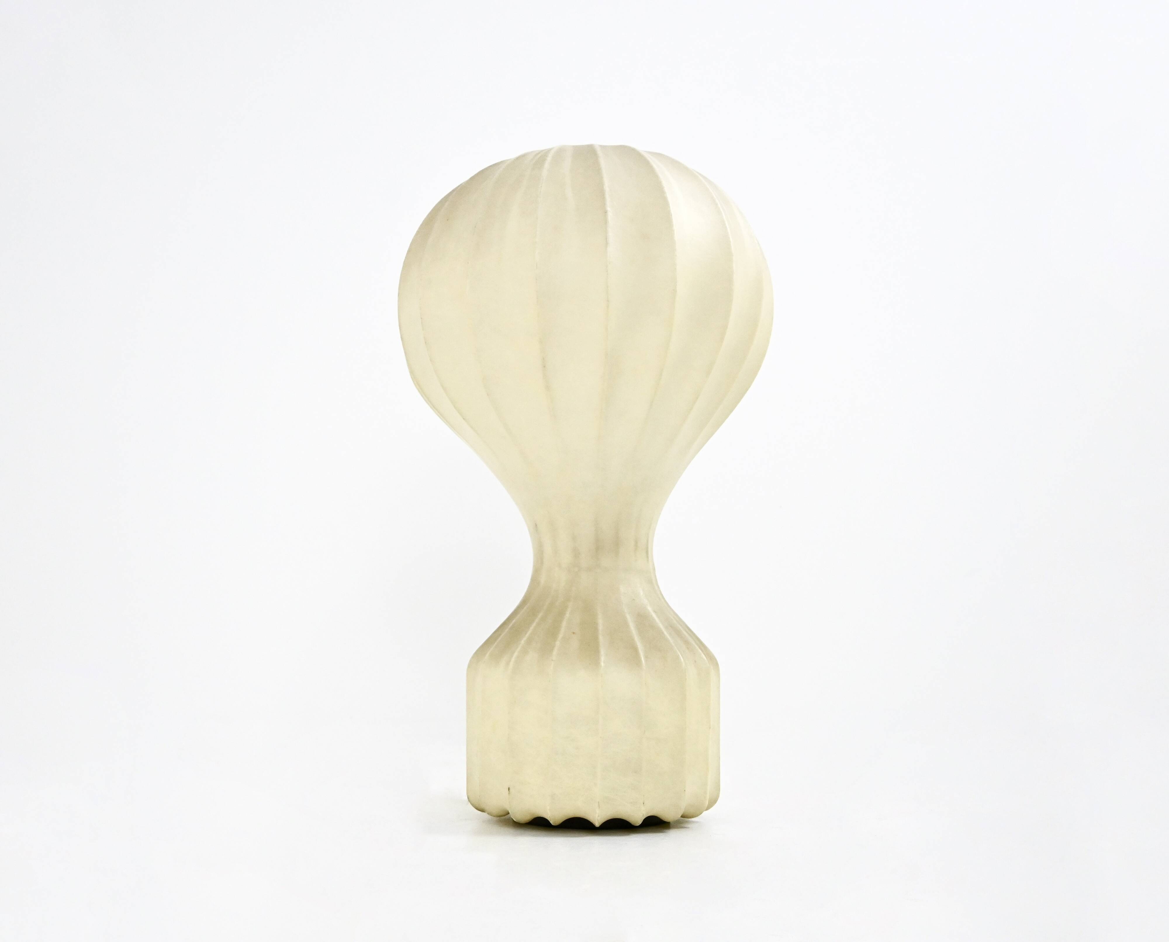 Large “Gatto” table lamp by Achille & Pier Giacomo Castiglioni for