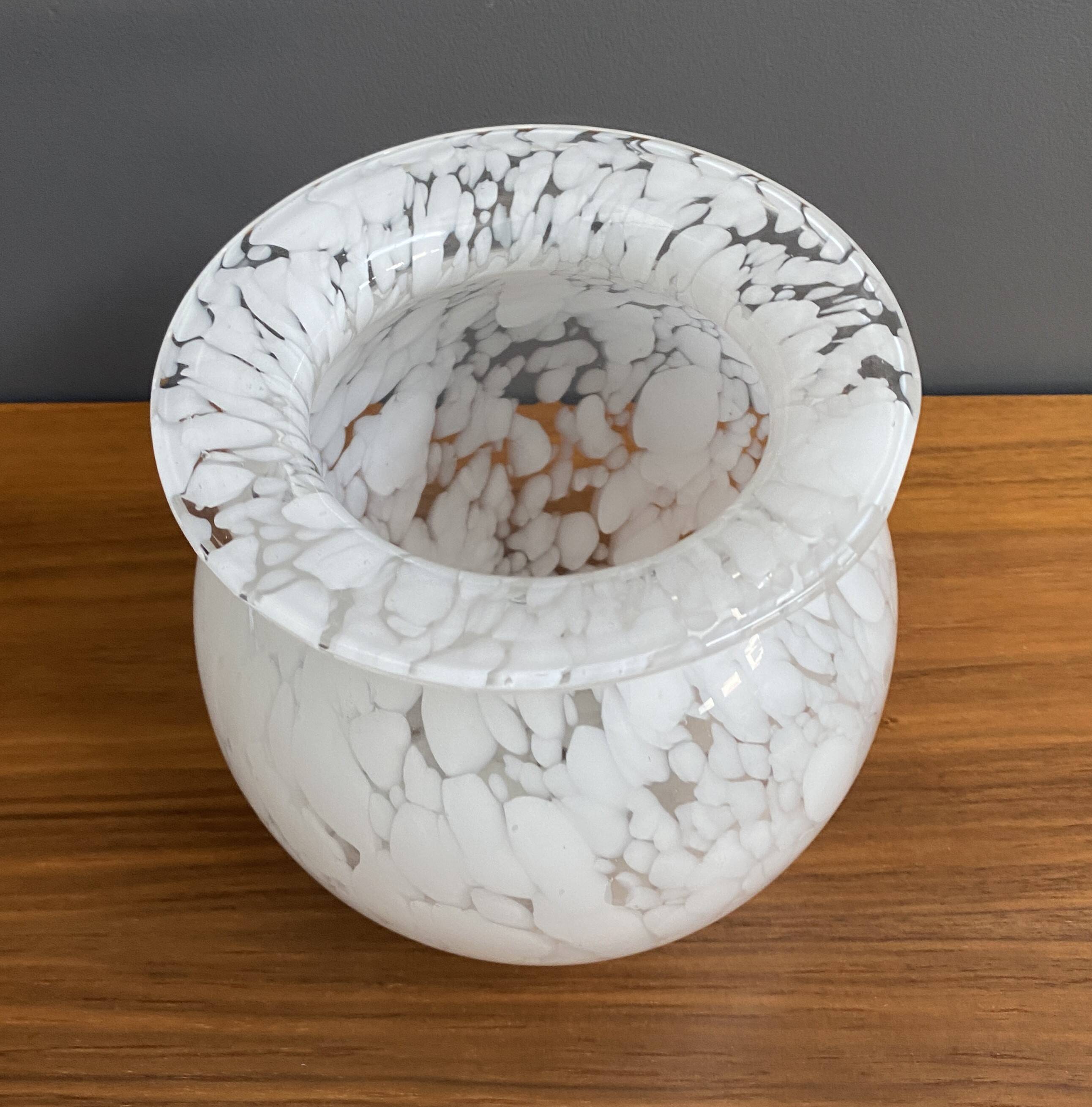 White bowl vase 1970s