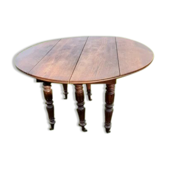 Old round table with shutters with extensions 6 feet