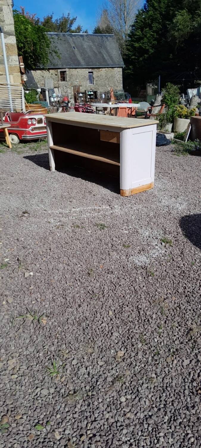 Comptoir en sapin peint en gris