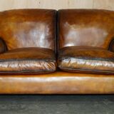 Howard & Son restored leather canapé, width 145 cm