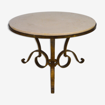 Table basse par Raymond Subes, fer forgé doré et marbre, France, circa 1935