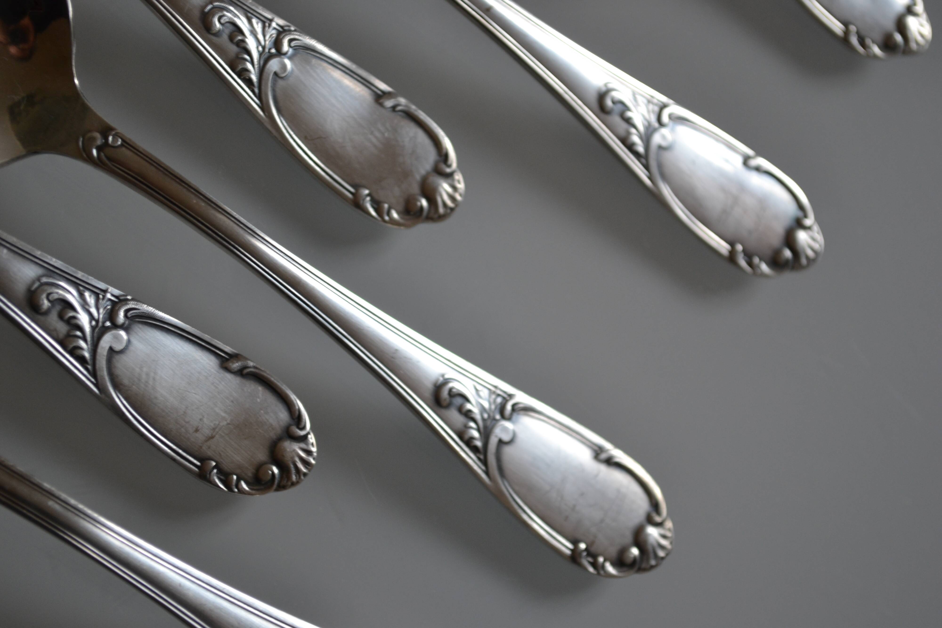 12 silver plated soup spoons Frionnet François