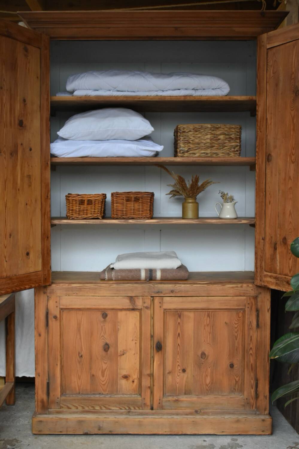 Armoire