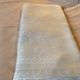 White flower print table