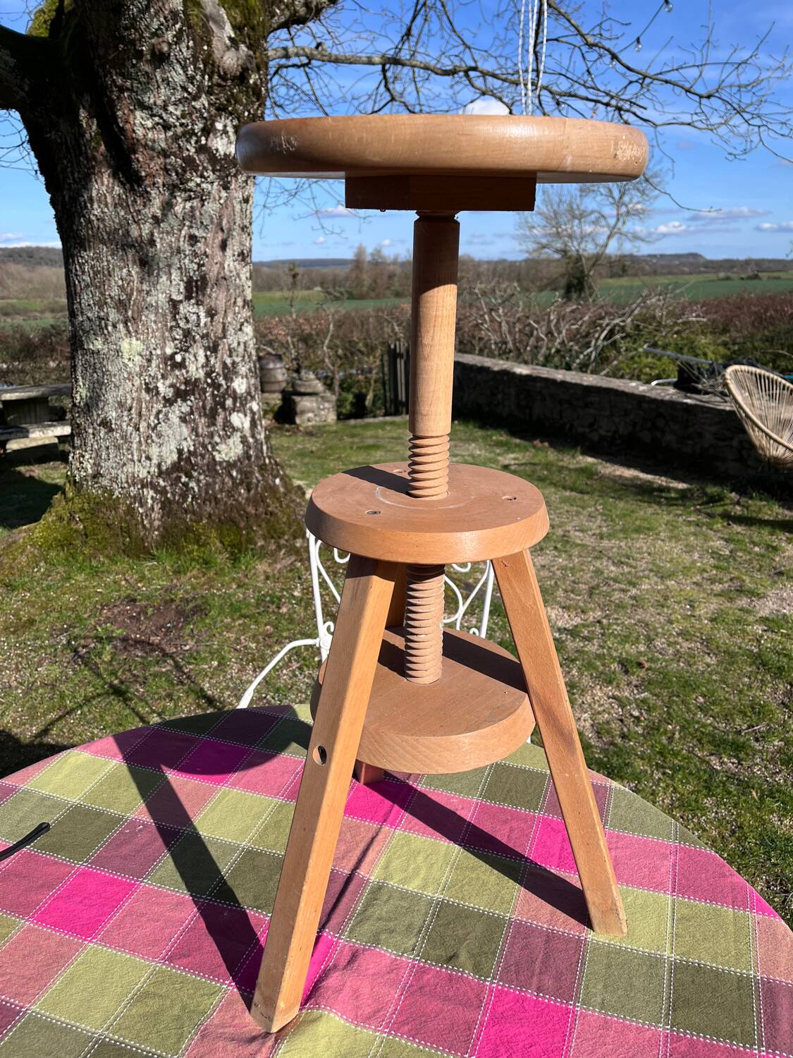 Painter's screw stool