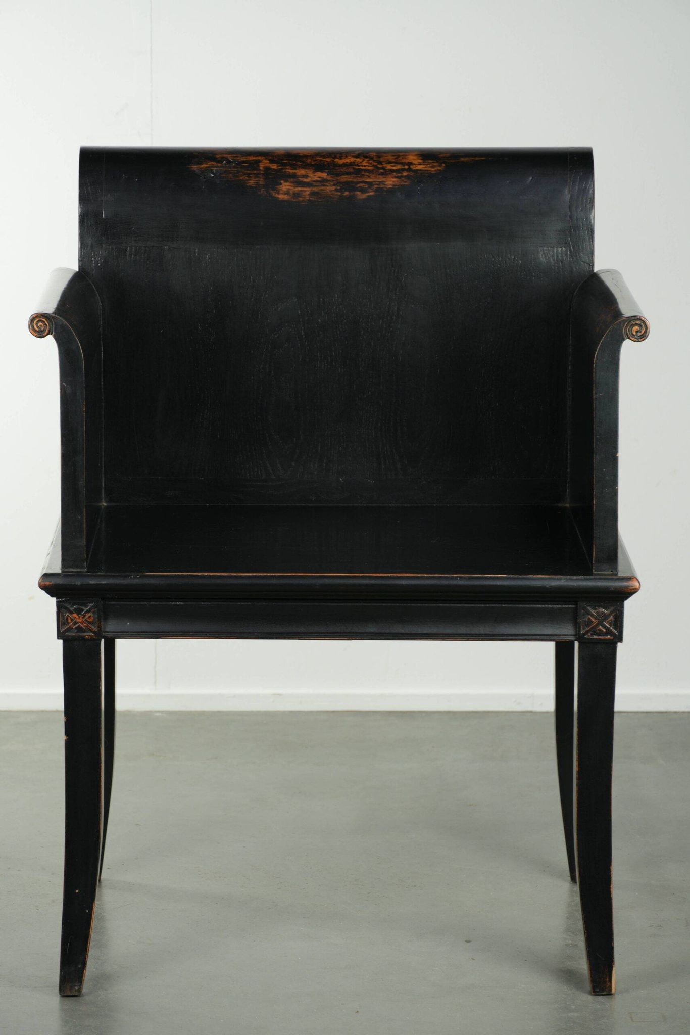 Black wooden chair / side chair from the 20th century in Asian style