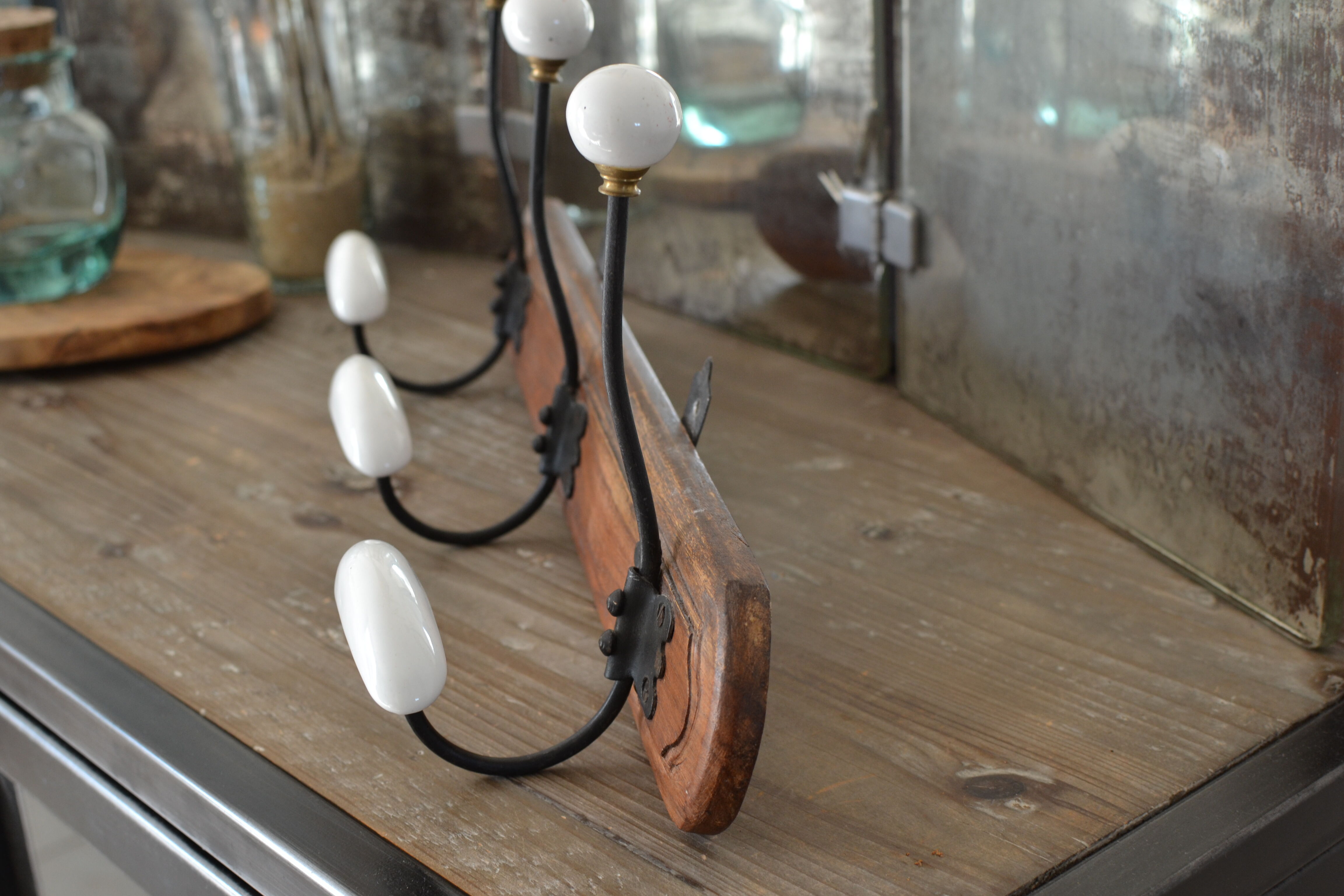 Vintage hook with 3 solid wood hooks