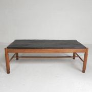 Table basse vintage en chêne avec plateau en ardoise dans un cadre en chêne, années 1960