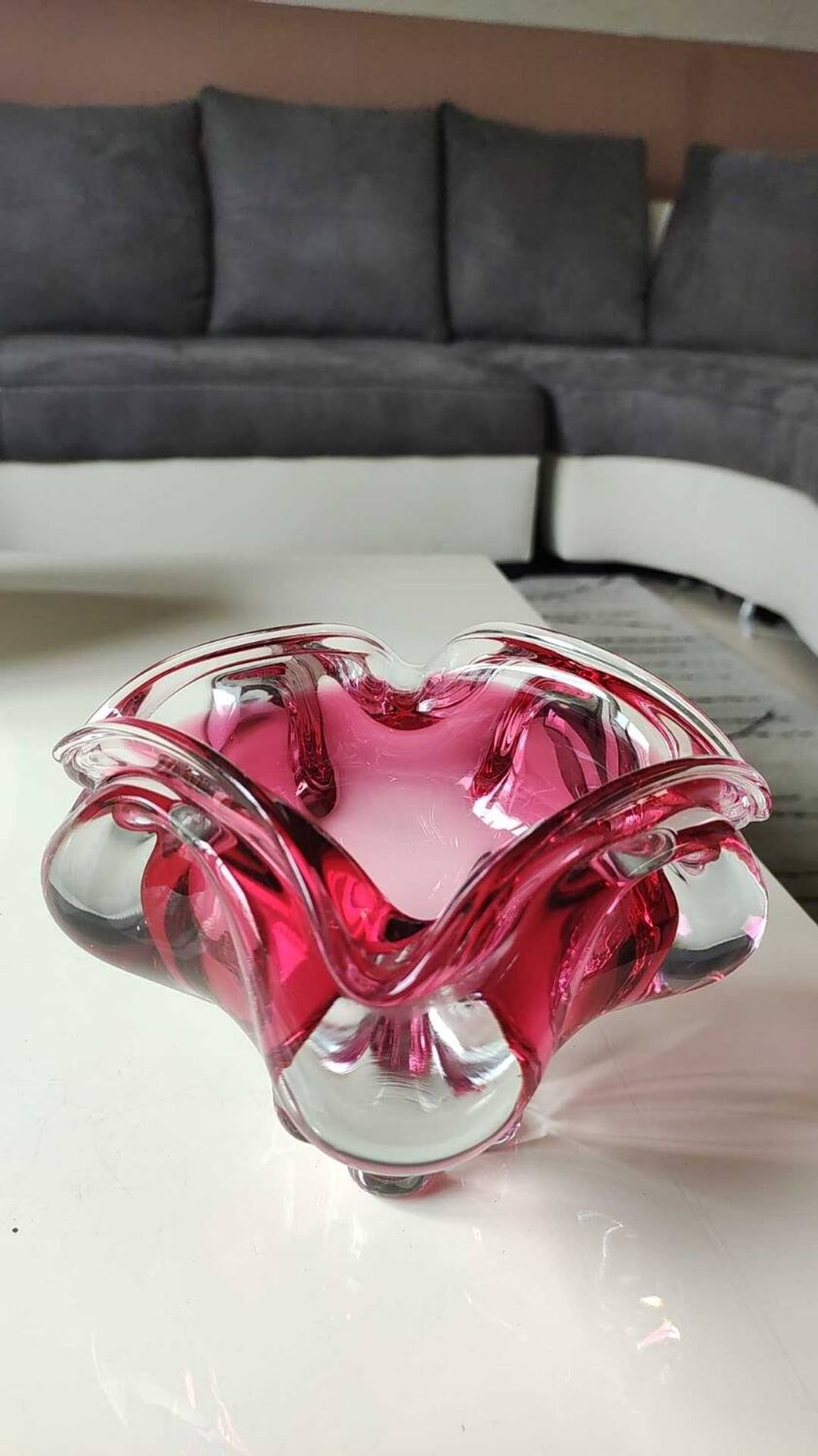 Ashtray. organic floral shape. cranberry pink. in modern art glass. designed by jozef hospodka