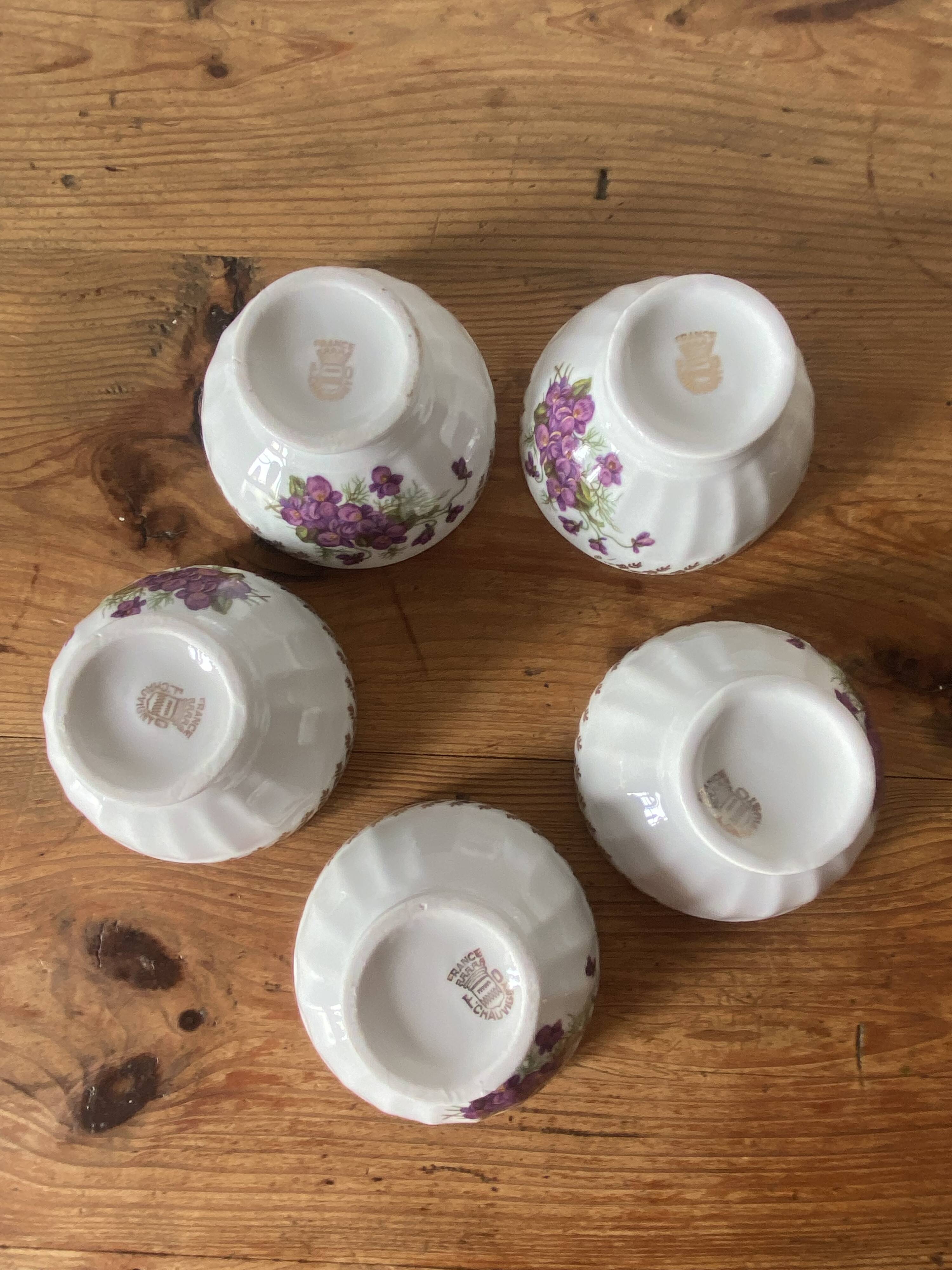 Set of 5 small porcelain coffee bowls, violet decor