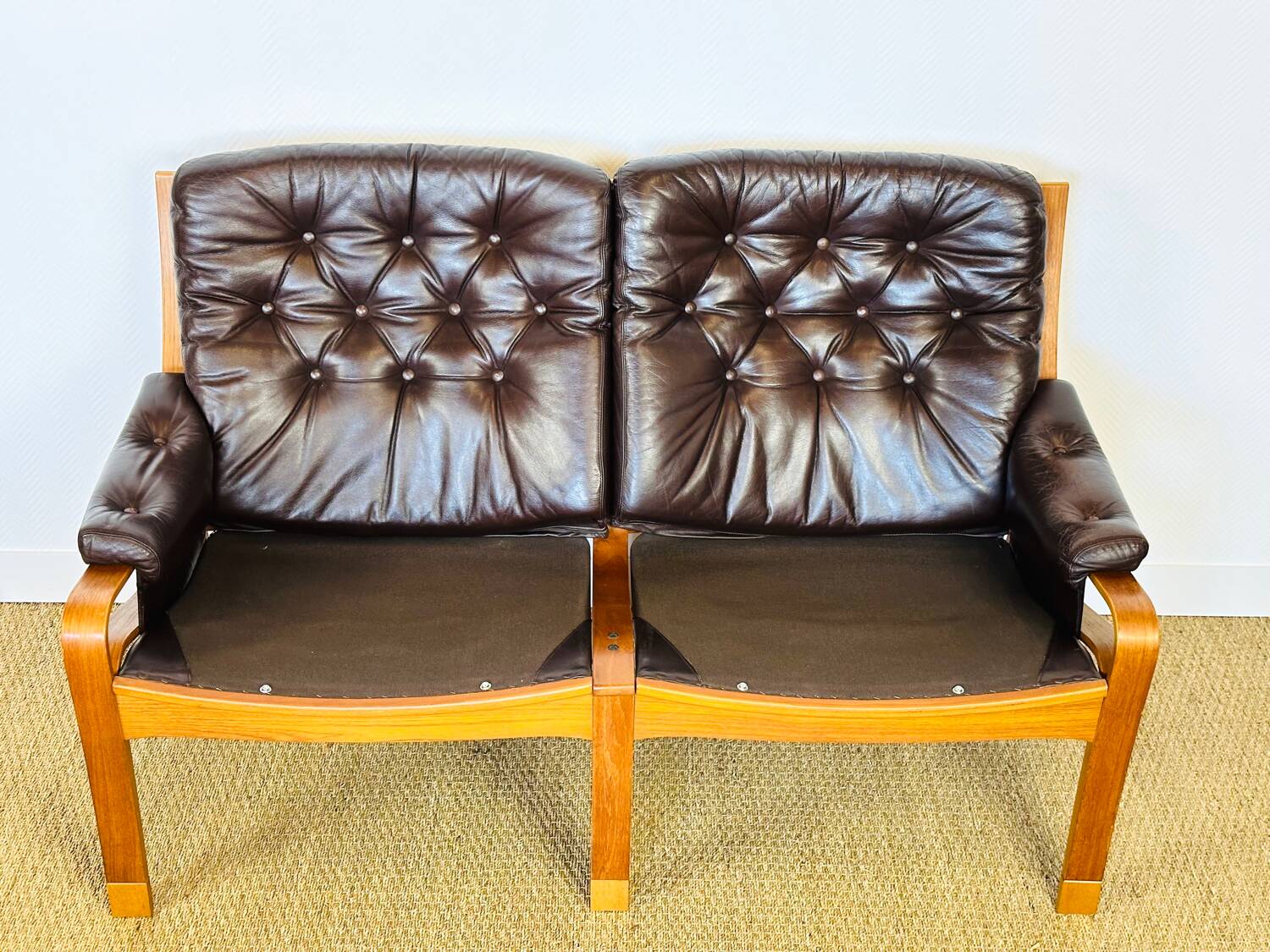 Scandinavian leather and teak bench from the 1960s.