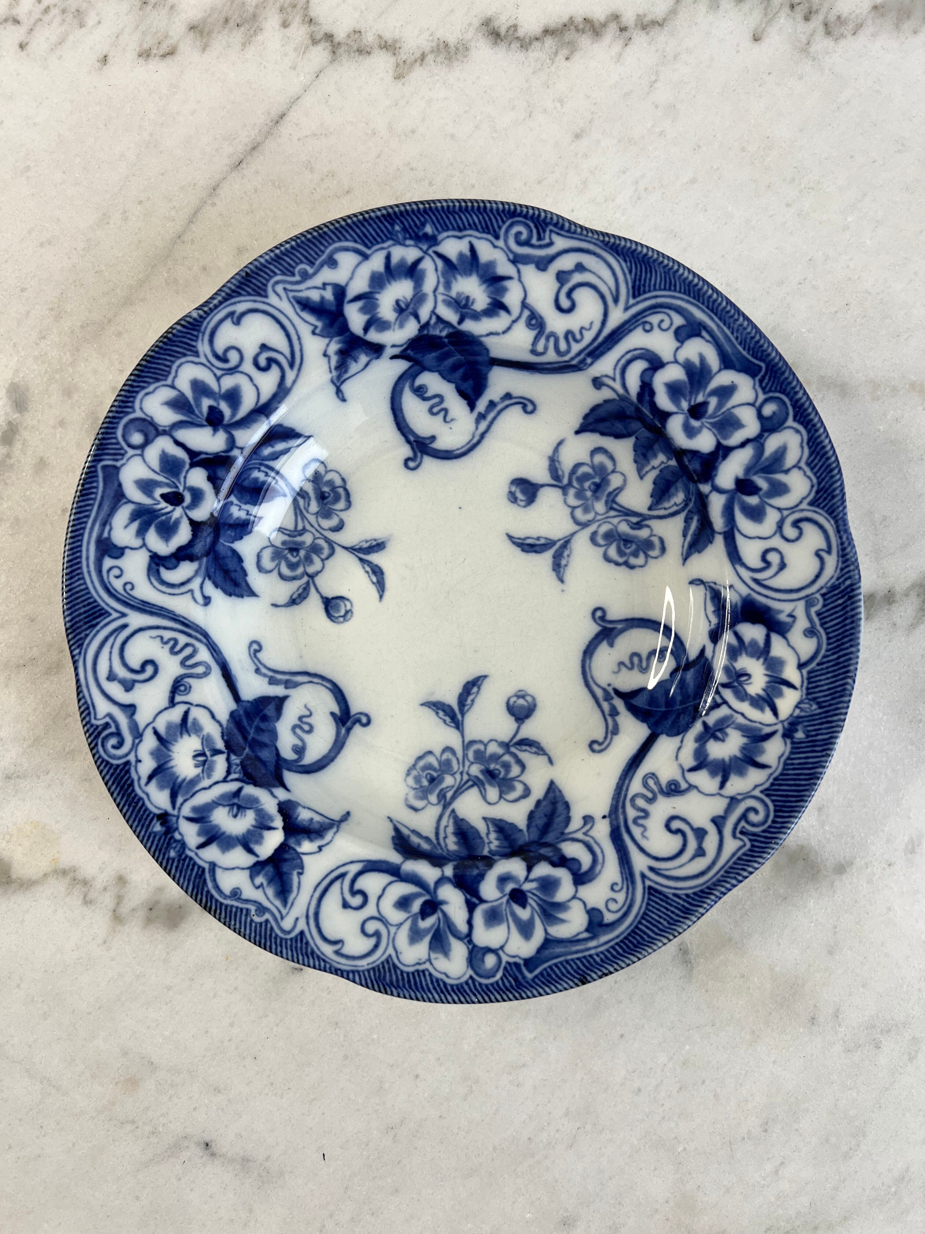 Iron earth Creil and Montereau deep plate