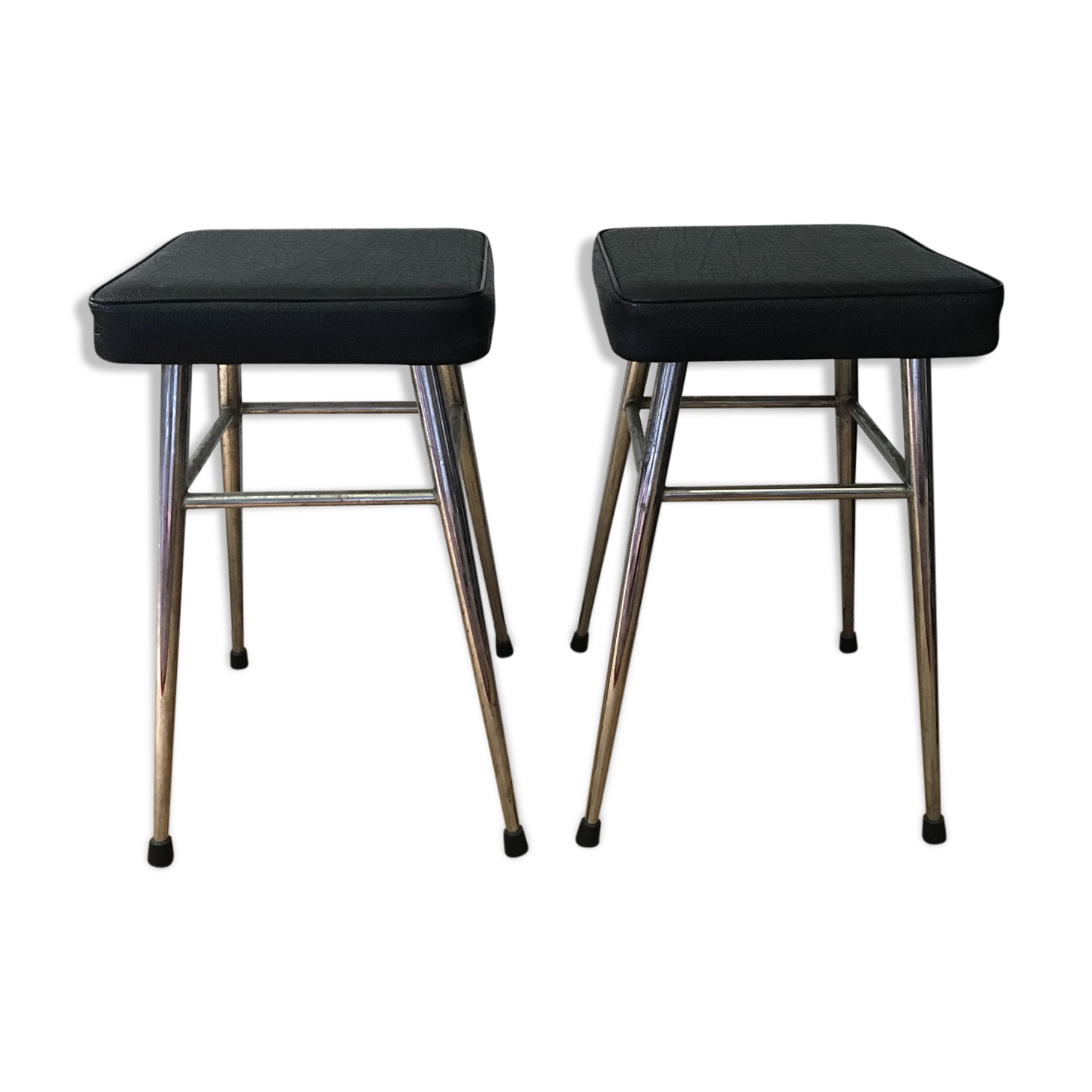 2 stools minimalist in leatherette