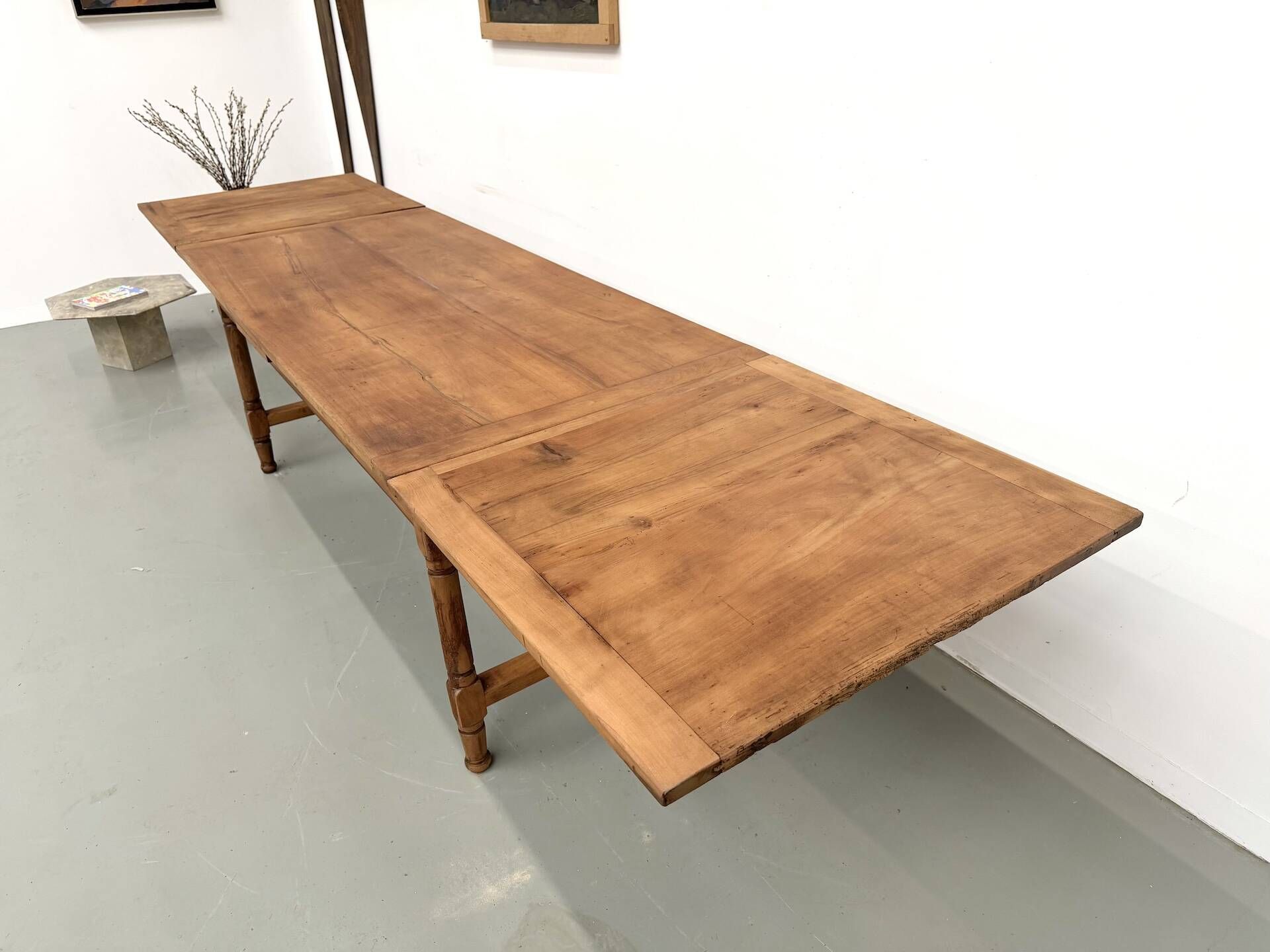Large extendable farmhouse table in solid cherry wood - 1900s