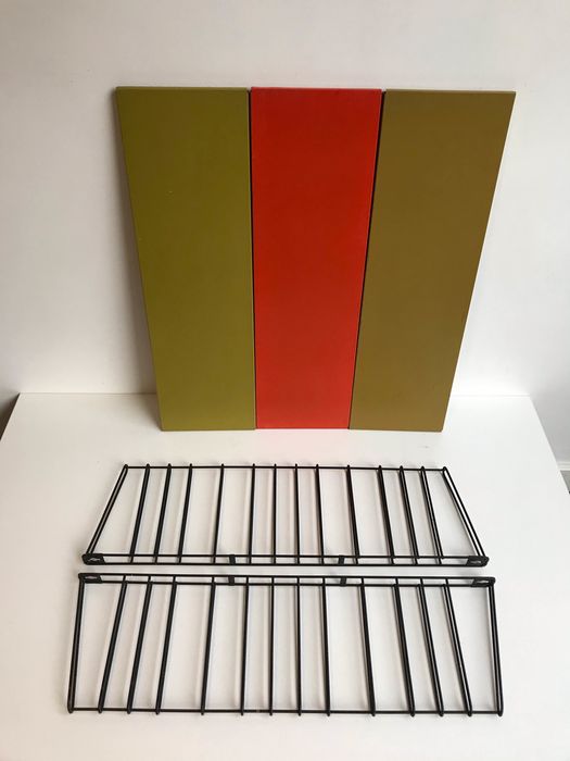 Tomado A. Dekker shelf from the 1950s