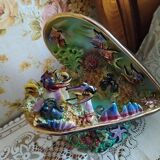 Bedside lamp in the shape of a mold