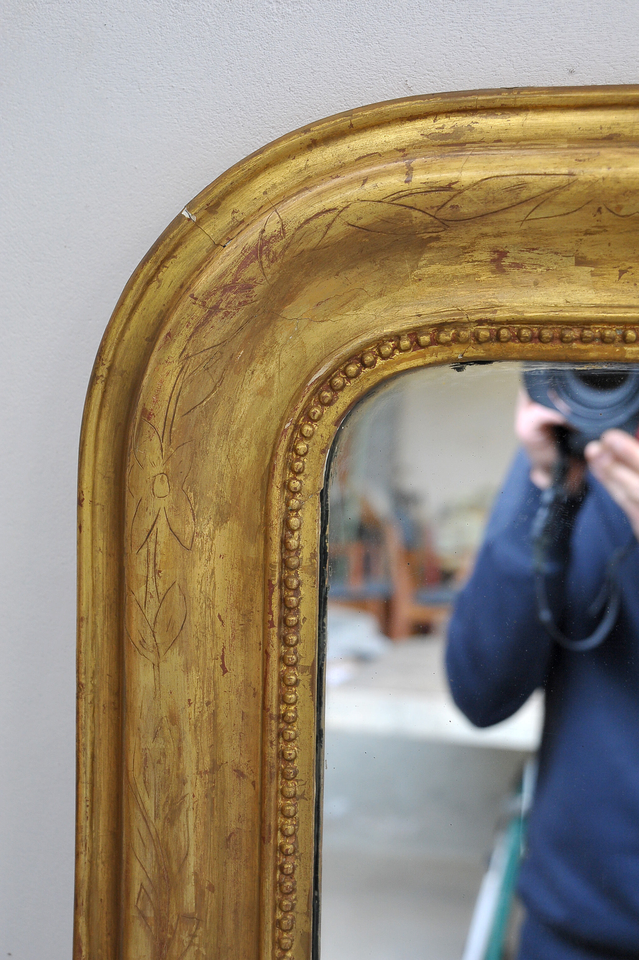 Mirror Louis Philippe gilded with gold leaf 78x105cm