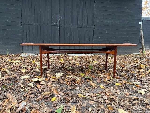 Tove & Edvard Kindt-Larsen coffee table model FD 504, Denmark, 1950s