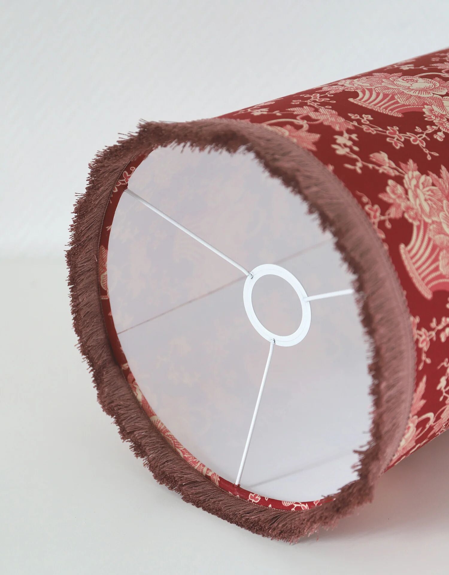 Recycled vintage lamp — Pink ceramic base and red fabric shade