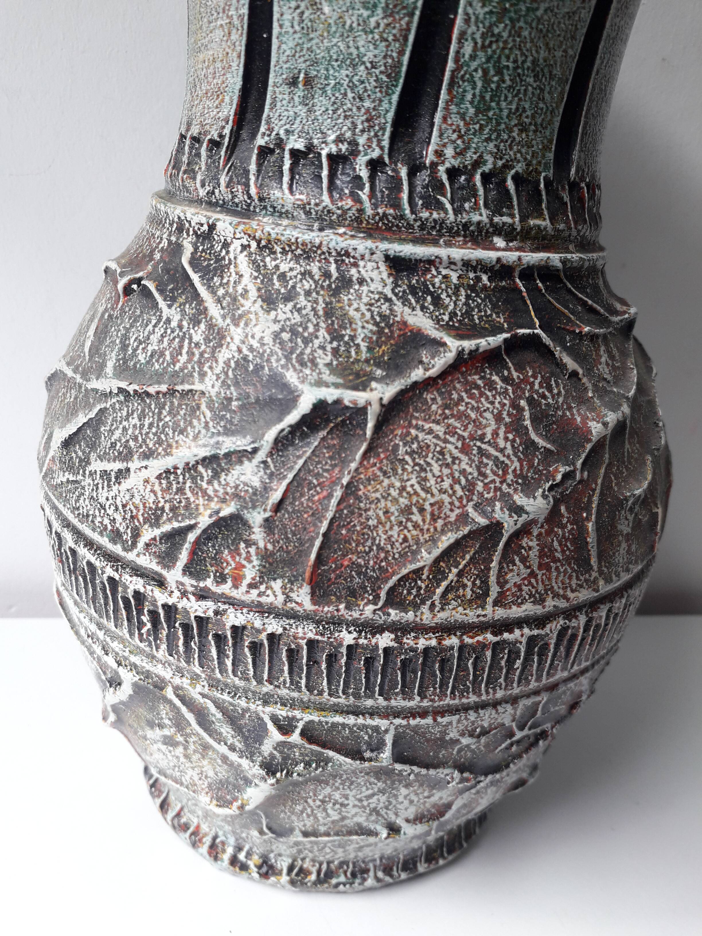 Antique ceramic vase (26cm)