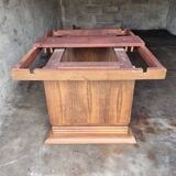 1920 Art Deco table