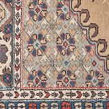 Tapis ancien fait main