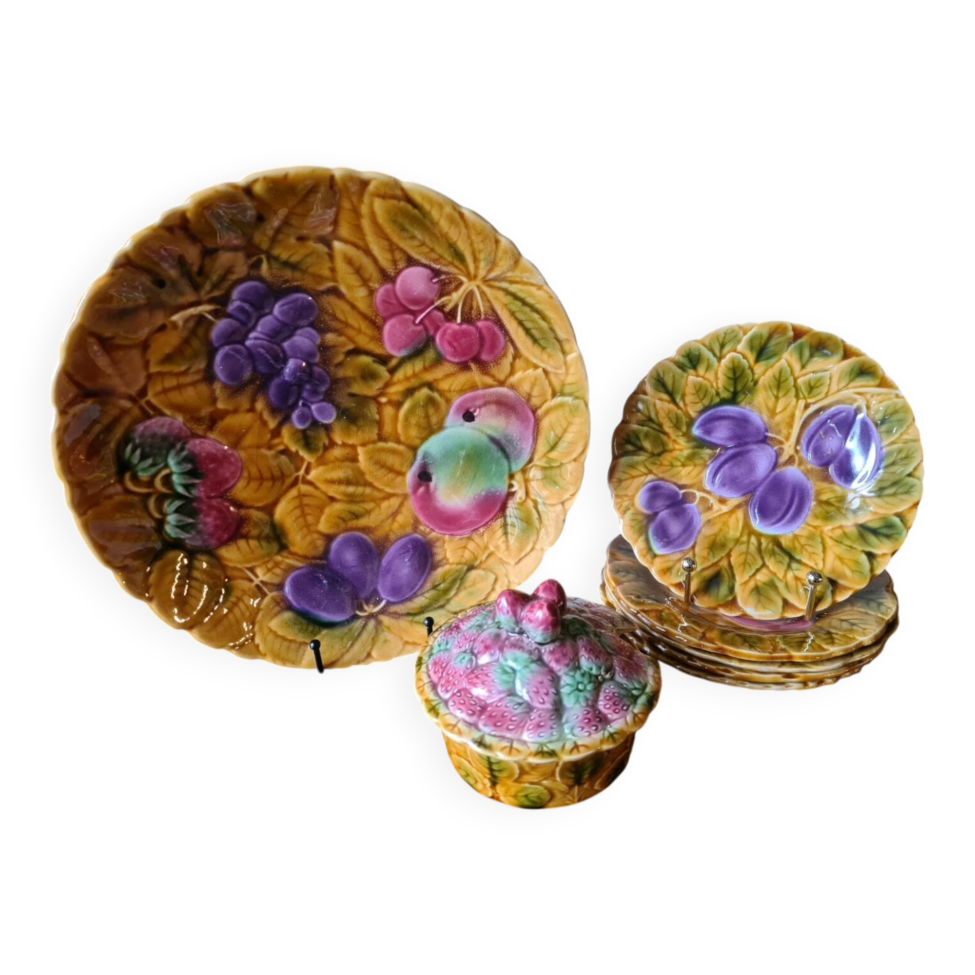 Dessert service in earthenware