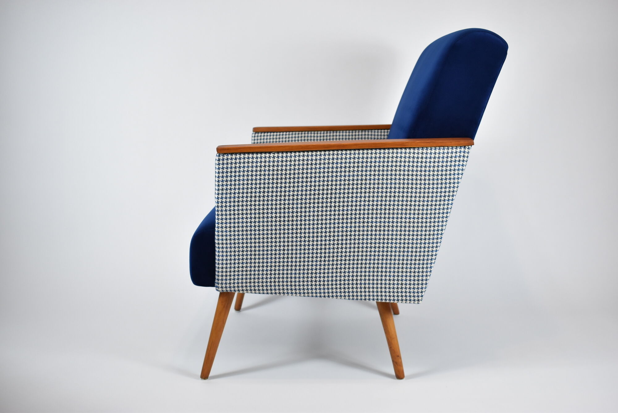 Vintage armchair 60s, DDR, renovation, velvet, houndstooth, blue