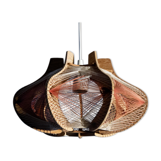 Suspension scandinave en fil et bois