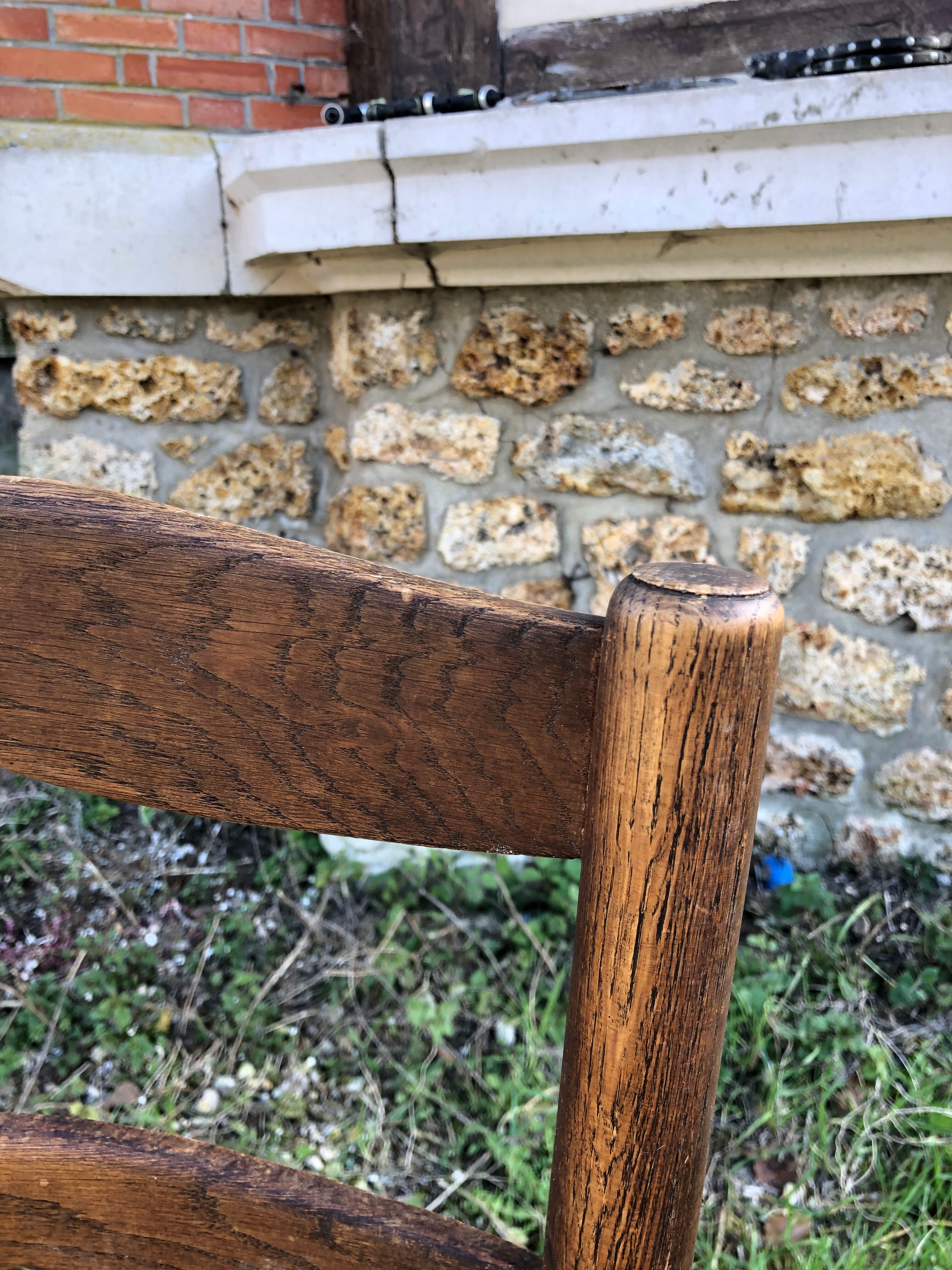 Pair of rustic mulched chairs
