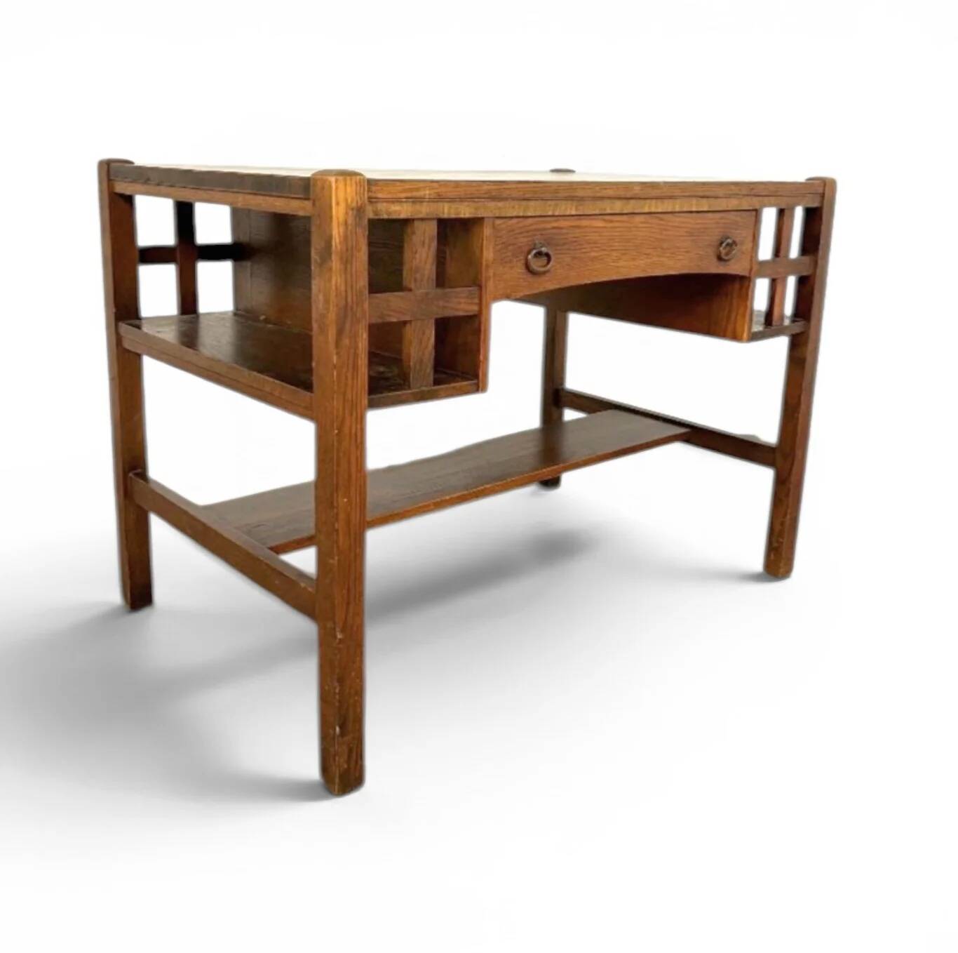 Early 20th-century oak Arts and Crafts desk by Bourn - Hadley USA / 1920s / USA / Stickley Brothers