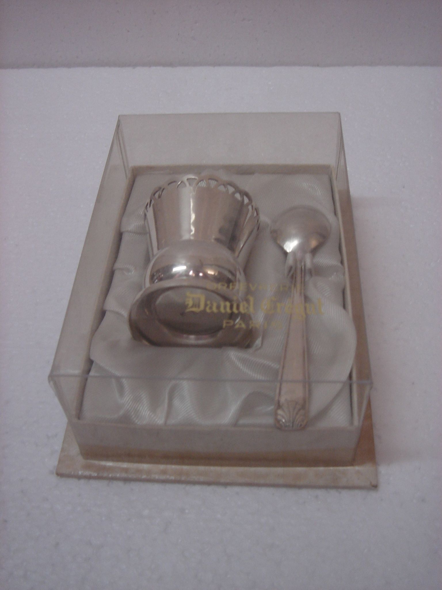 Egg cup silver metal daniel trégut