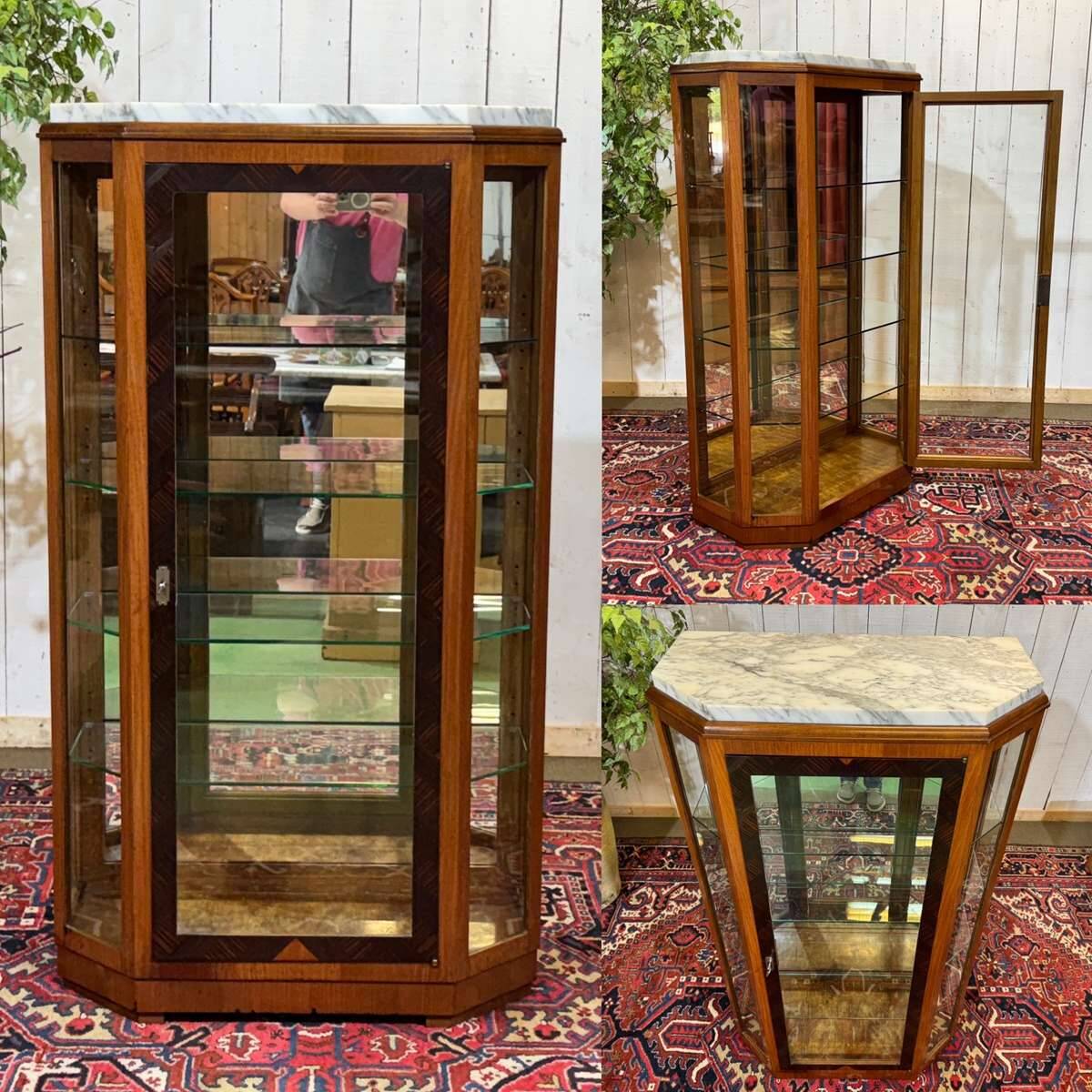 Vitrine Art déco en acajou, palissandre et dessus marbre blanc