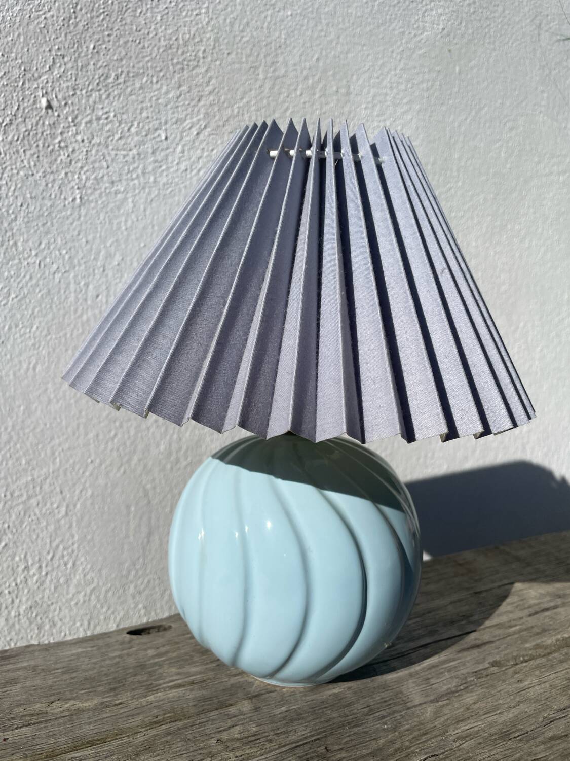Ceramic pleated ball lamp in sky blue