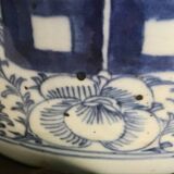 Chinese porcelain lamp