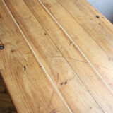 Farm table