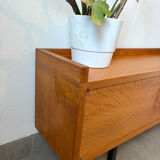 Vintage low oak sideboard (shallow)