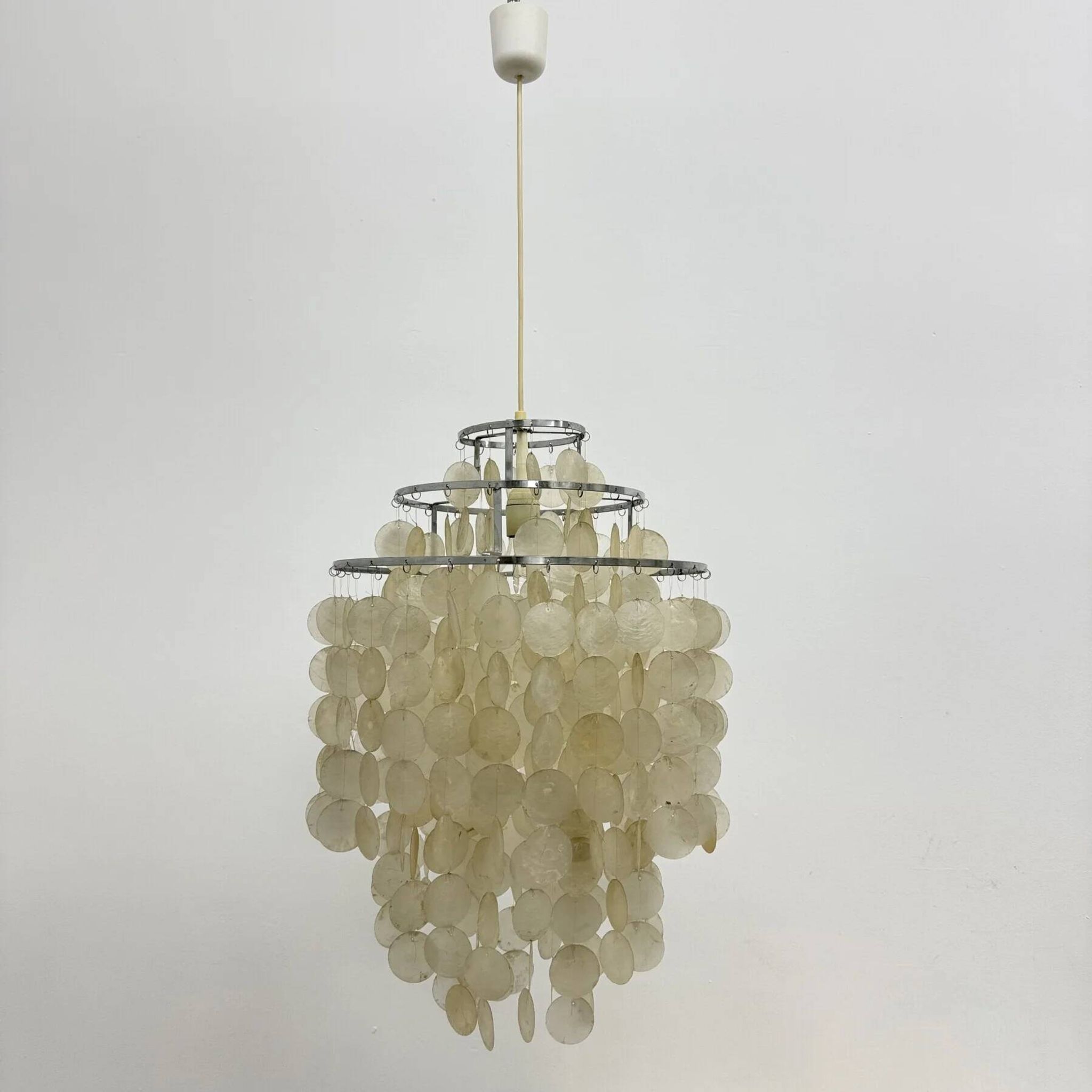 Mid-century mother of pearl Capiz shell Verner Panton style hanging lamp, 1970s