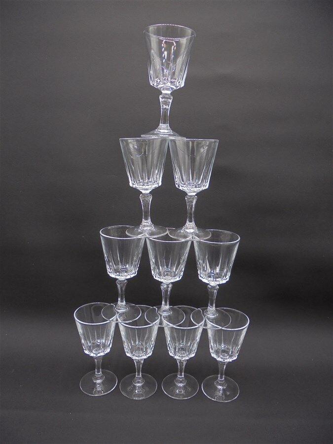 Lot of 10 shot glasses