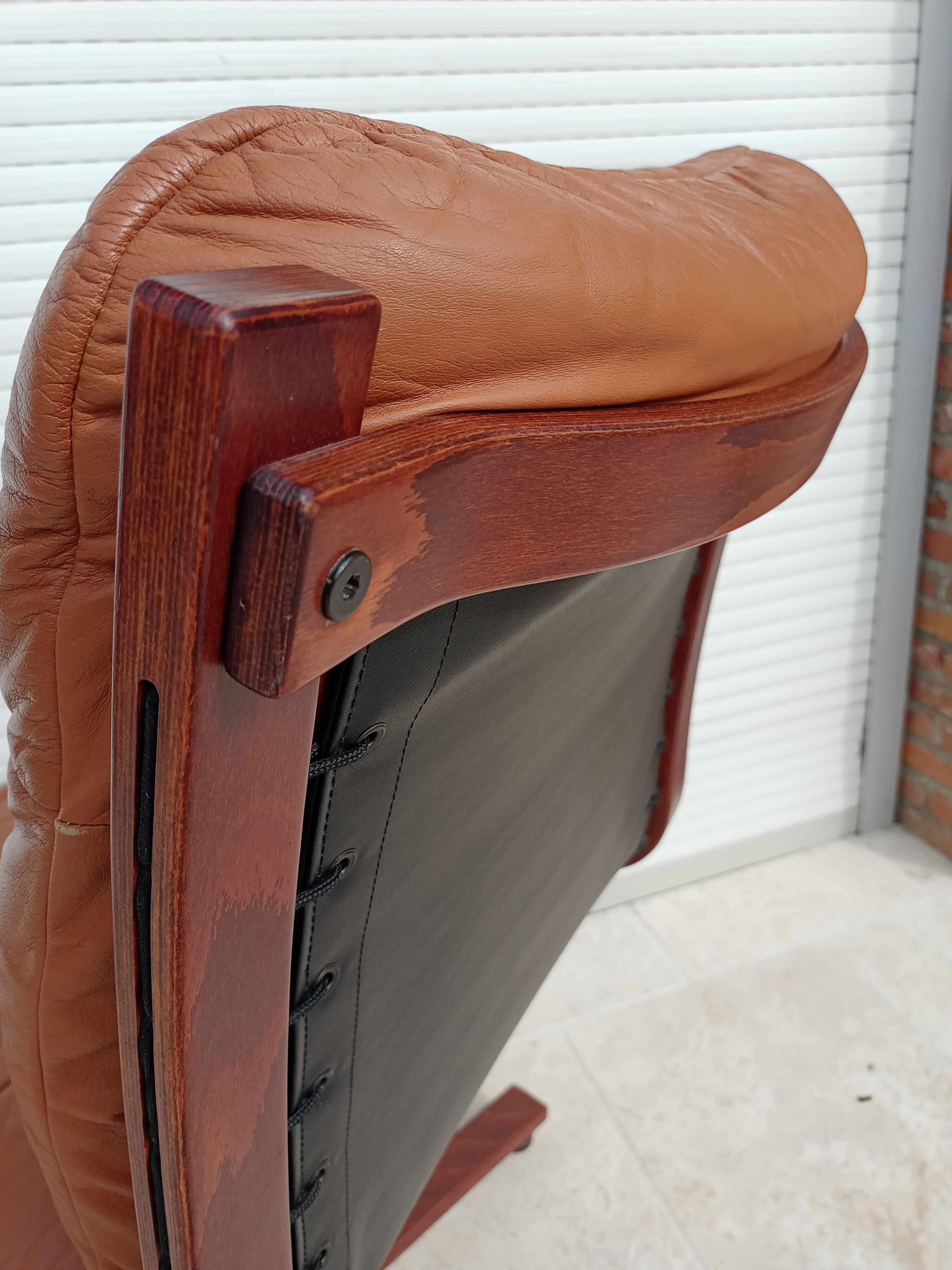 Scandinavian leather office chair Wesnofa